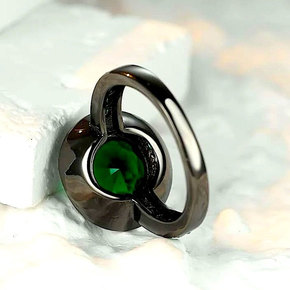 NEW BLACK GOLD EMERALD GREEN ZIRCON RING - Picture 2 of 3